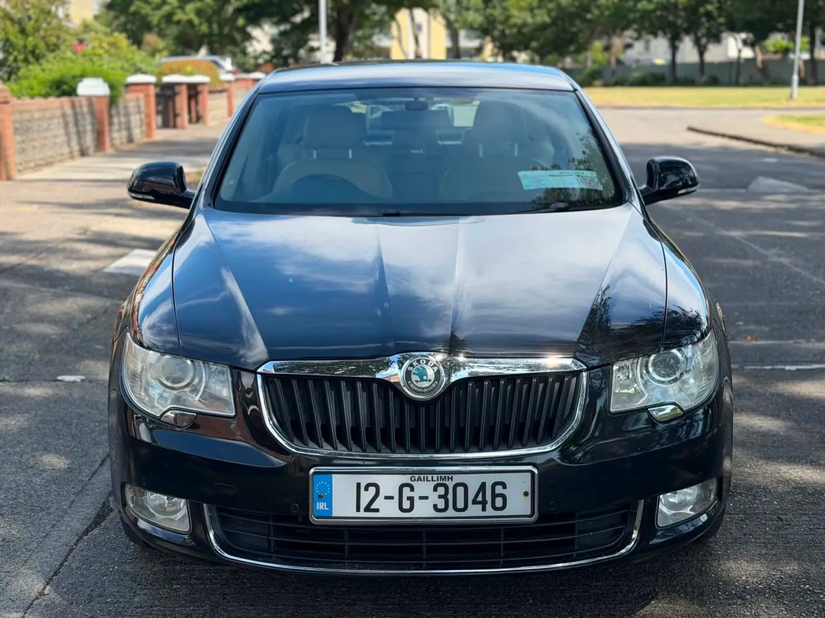 Skoda superb Exclusive DSG - Image 2