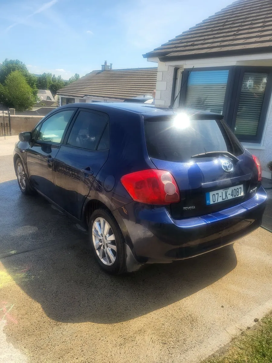 Toyota Auris 2007 - Image 1