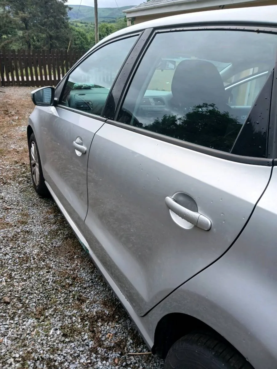 VW polo 1.0L, 2015 - Image 5
