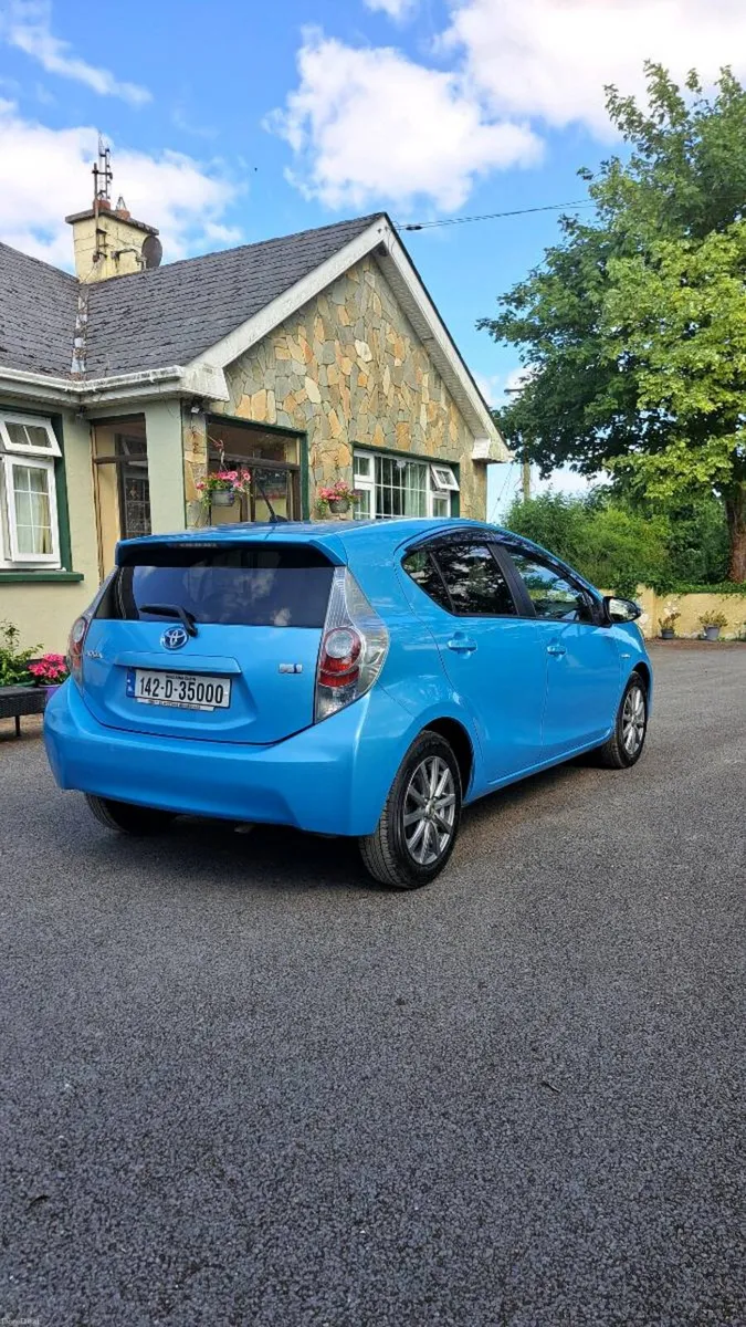 Toyota Aqua - Image 5