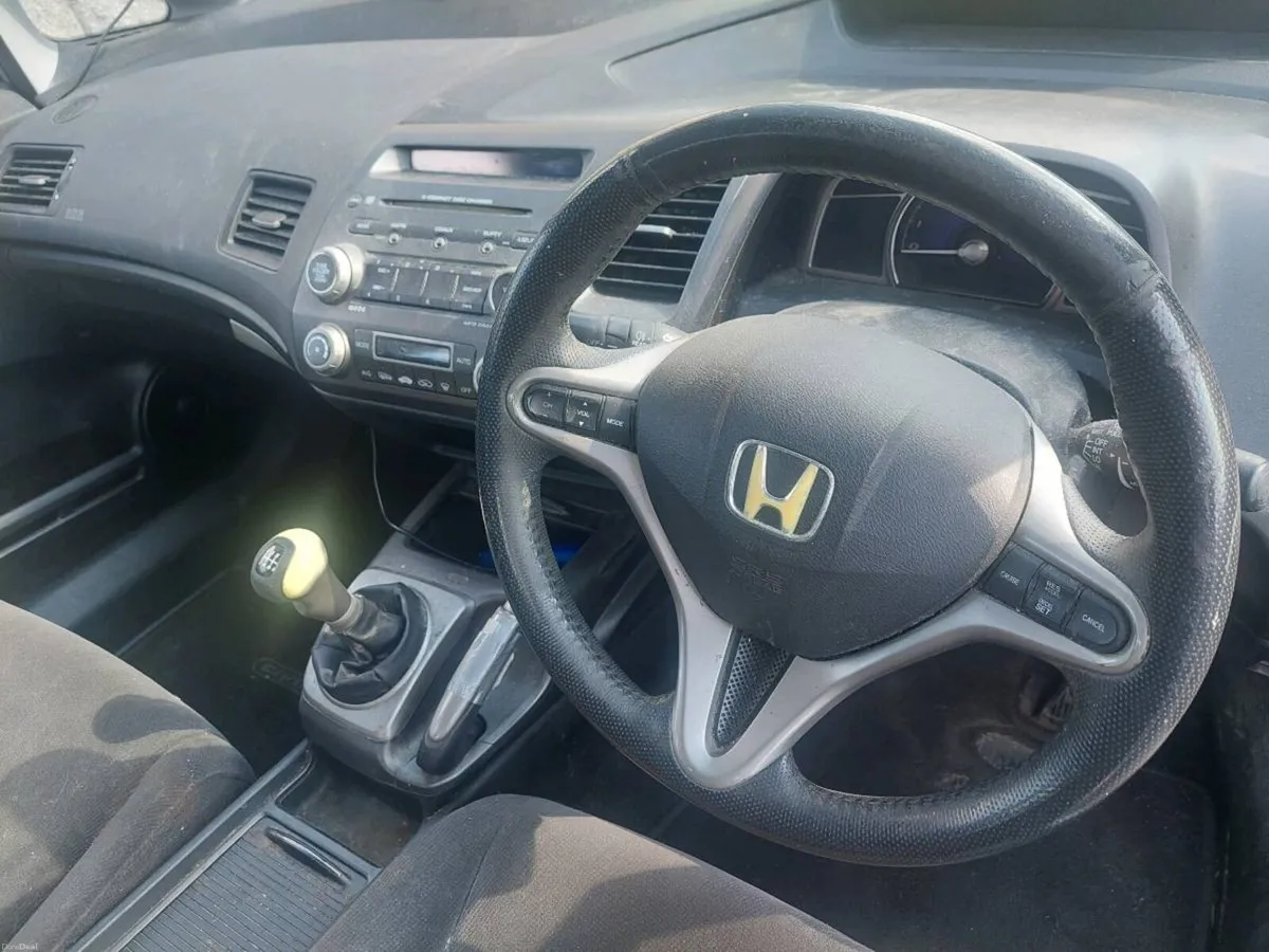 2008 honda civic 1.8 petrol - Image 4