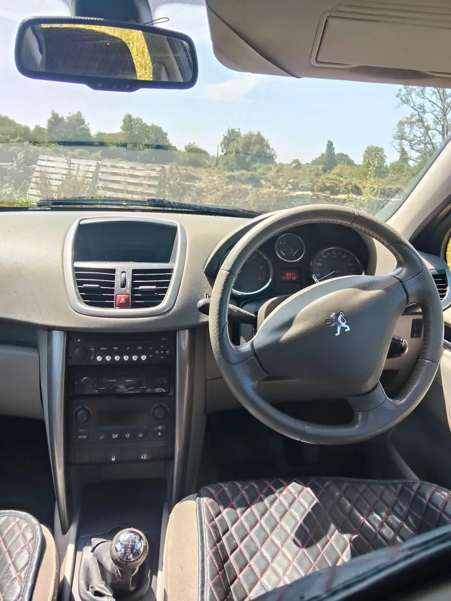Peugeot 207 2008 - Image 2