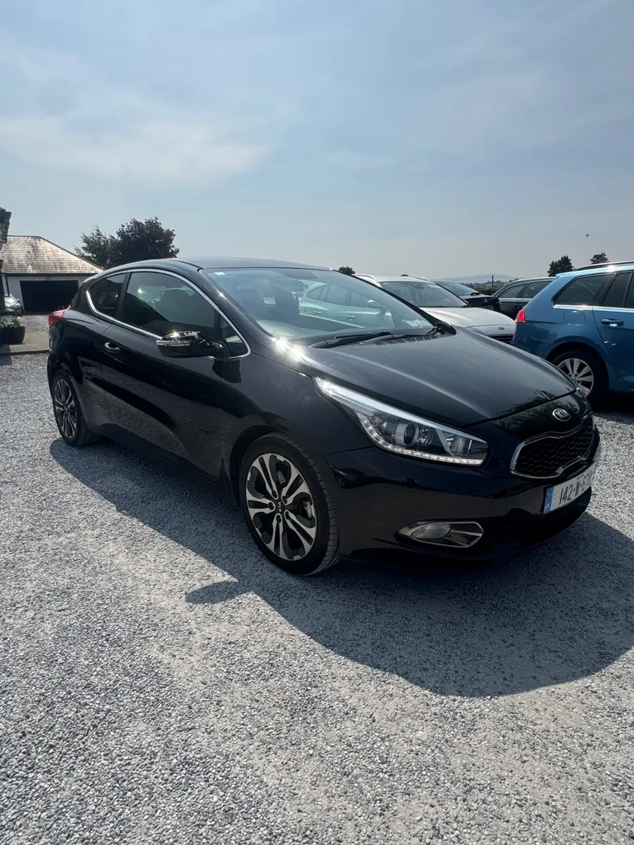 Kia Ceed PRO 2014 1.6 diesel - Image 1