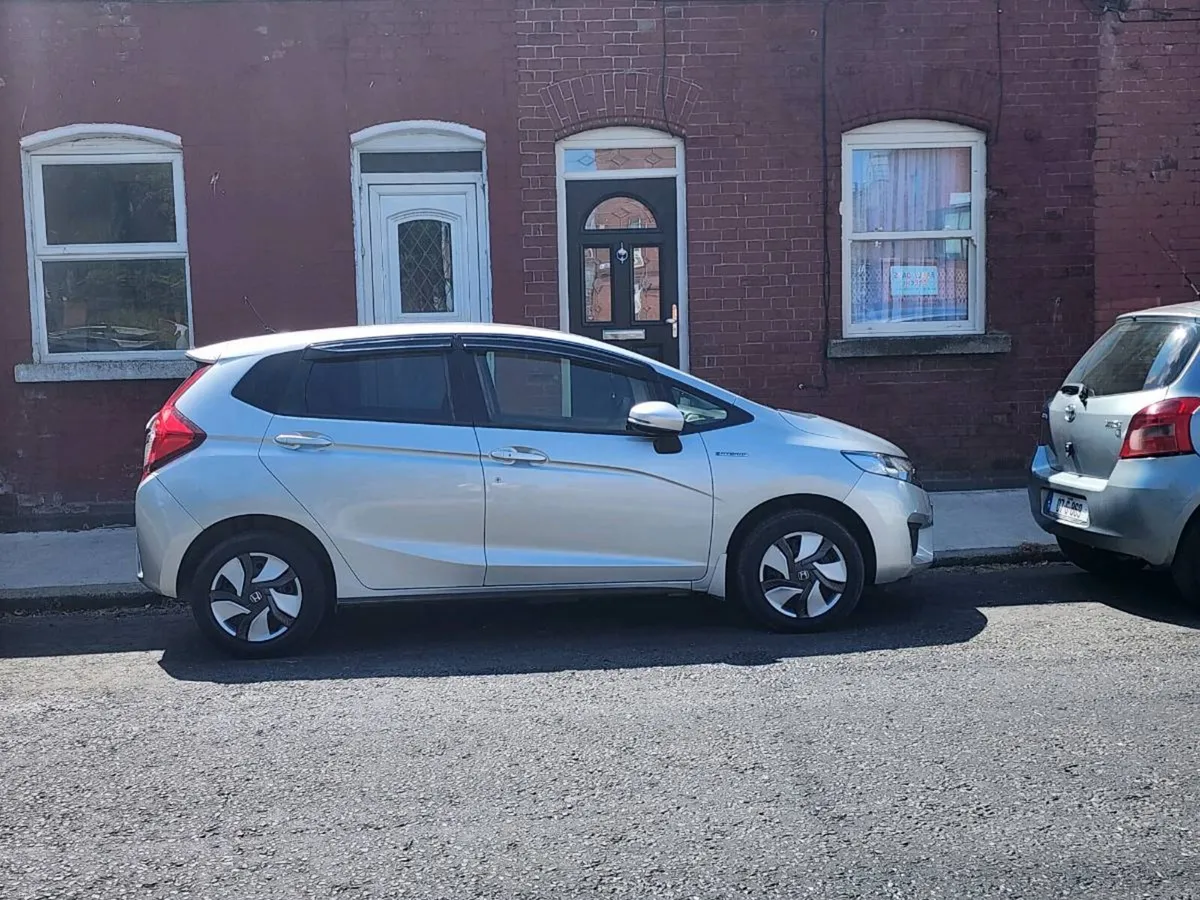 Honda Fit 2014 – Low Mileage – Excellent Condition - Image 3