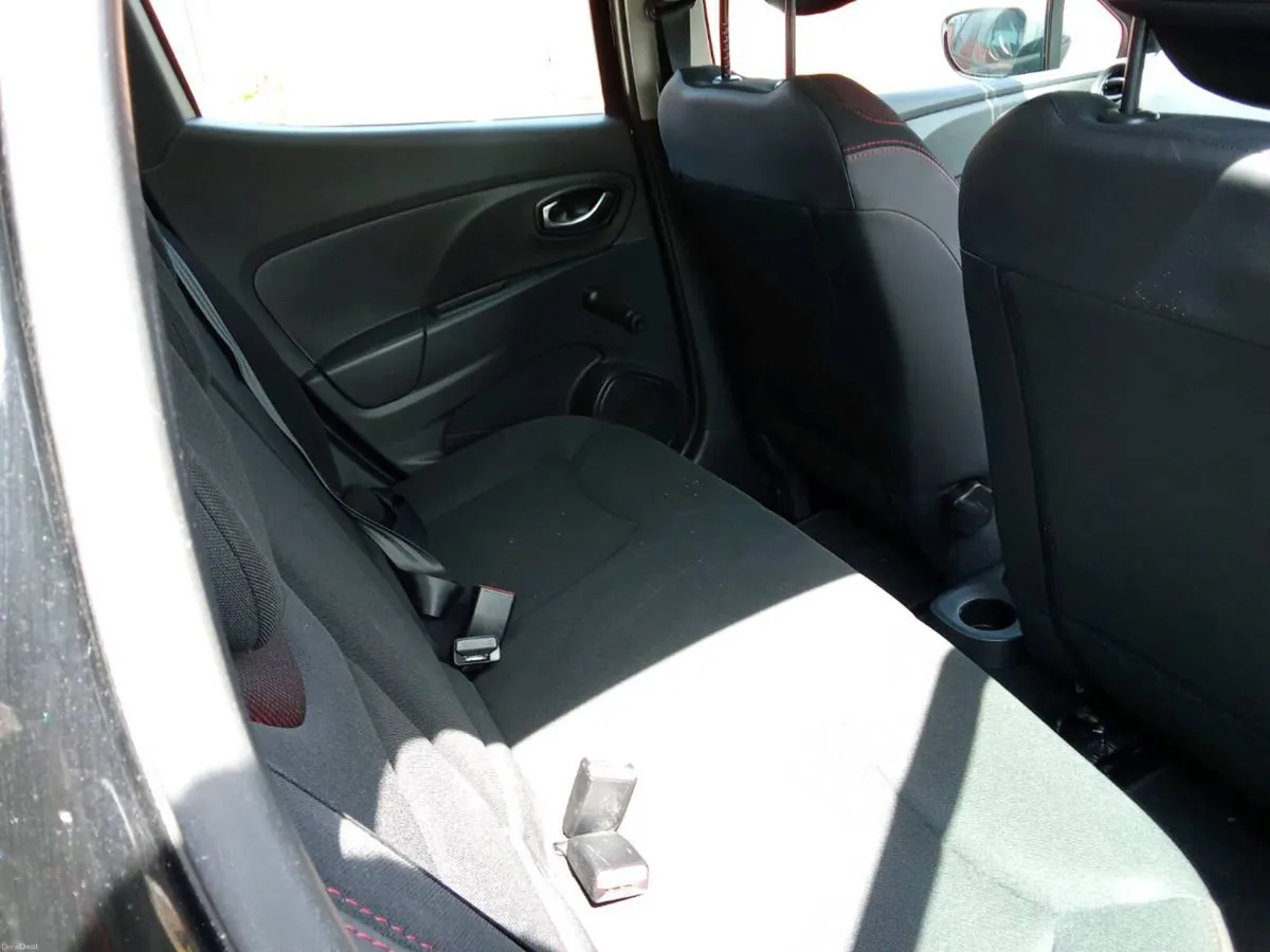 Renault clio - Image 5