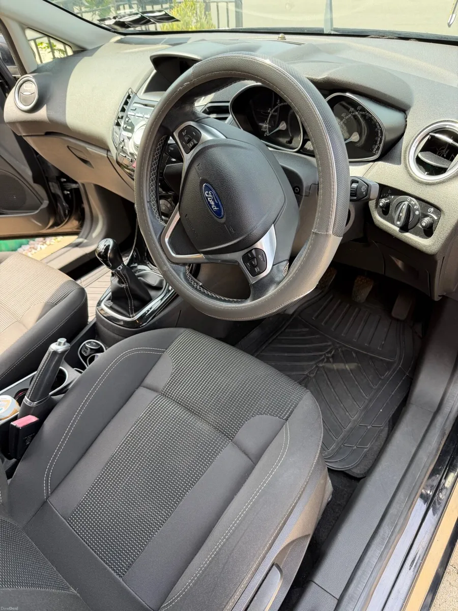 Ford Fiesta 1.0 Titanium Ecoboost 100PS 5DR, 2016 - Image 6