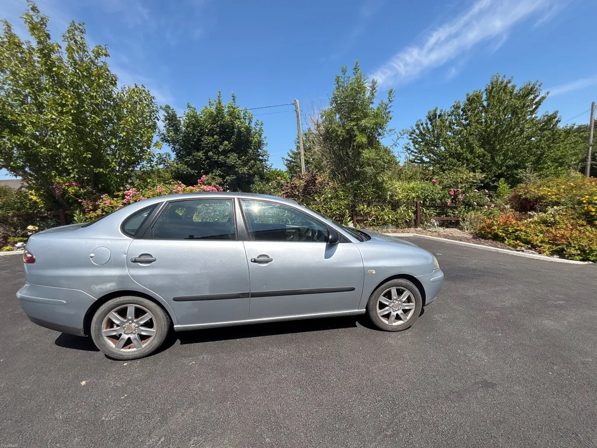 Car - Image 1