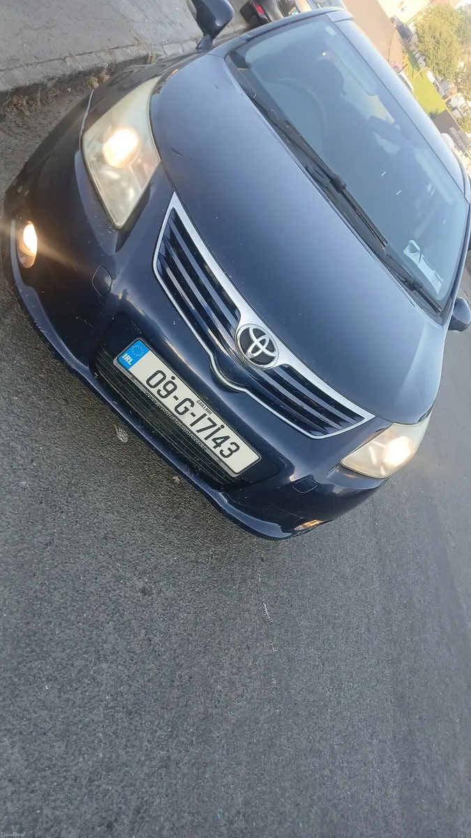 2009 toyota avensis 2.0L diesel manual - Image 1