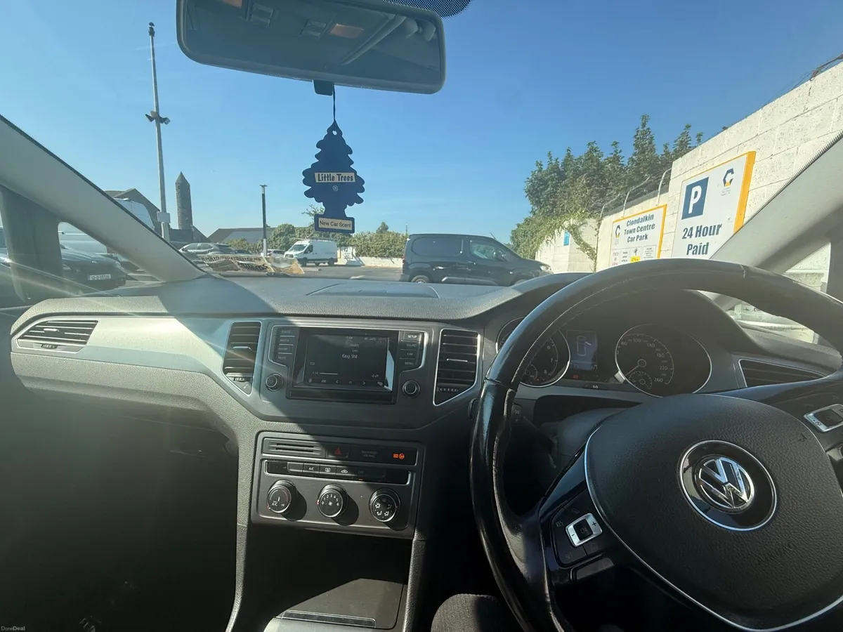 Volkswagen Golf 2015 - Image 2