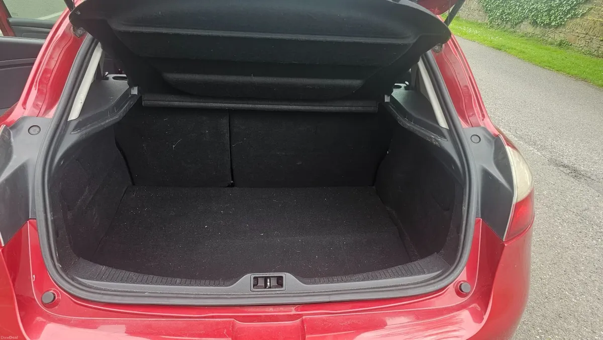 Renault Megane 2012 - Image 4