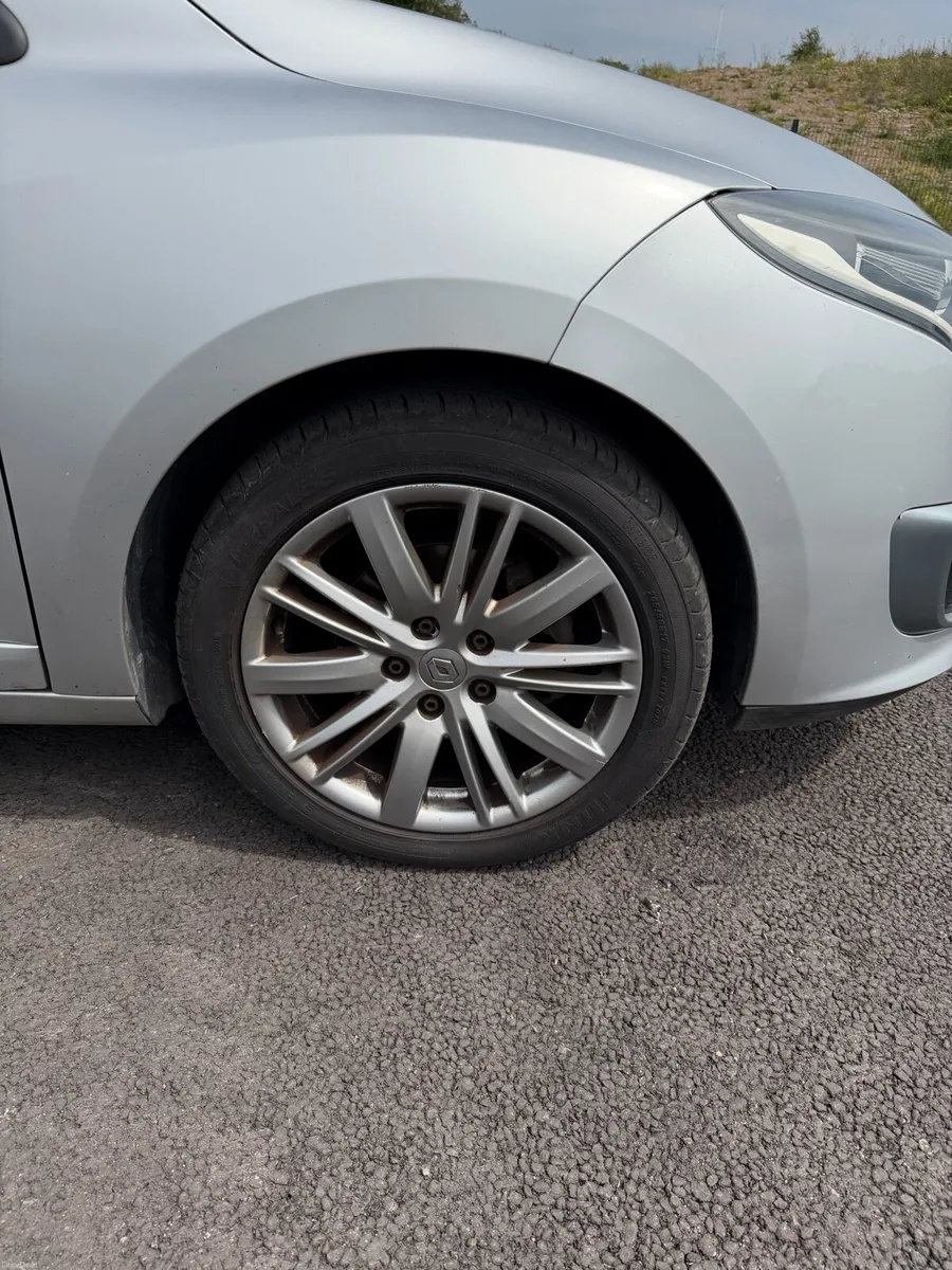 Renault Megane GT line 1.5 DCI Estate - Image 4