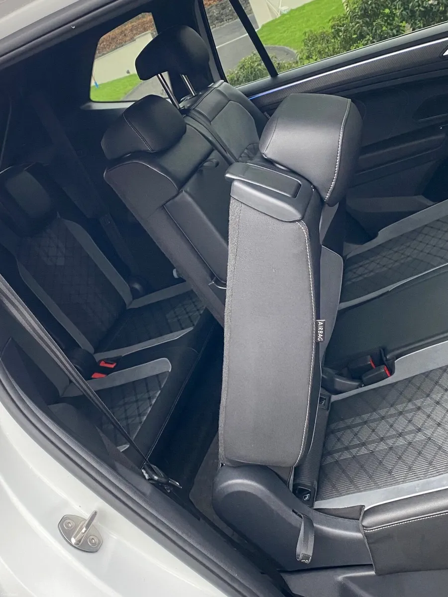 Volkswagen Tiguan ALLSPACE 2024 7 Seater - Image 4