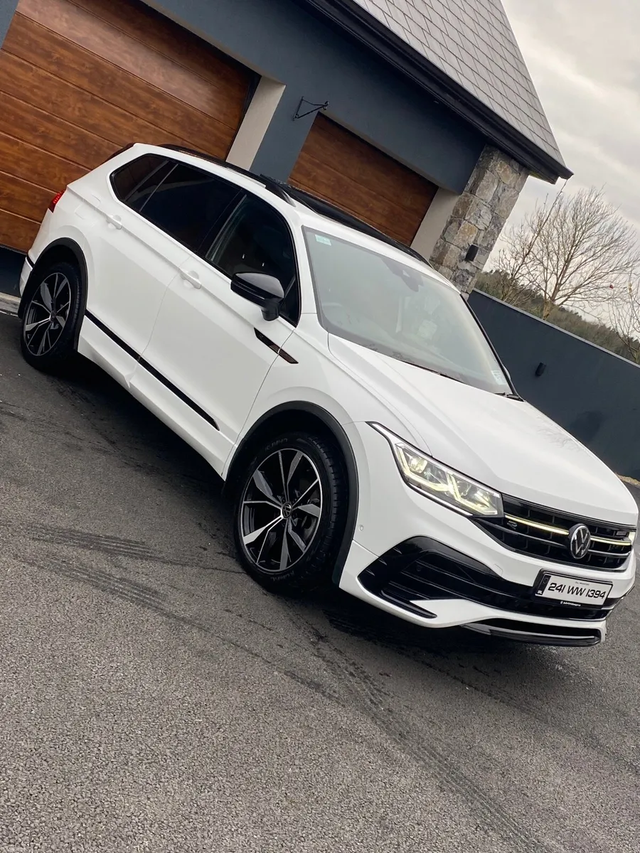 Volkswagen Tiguan ALLSPACE 2024 7 Seater - Image 2