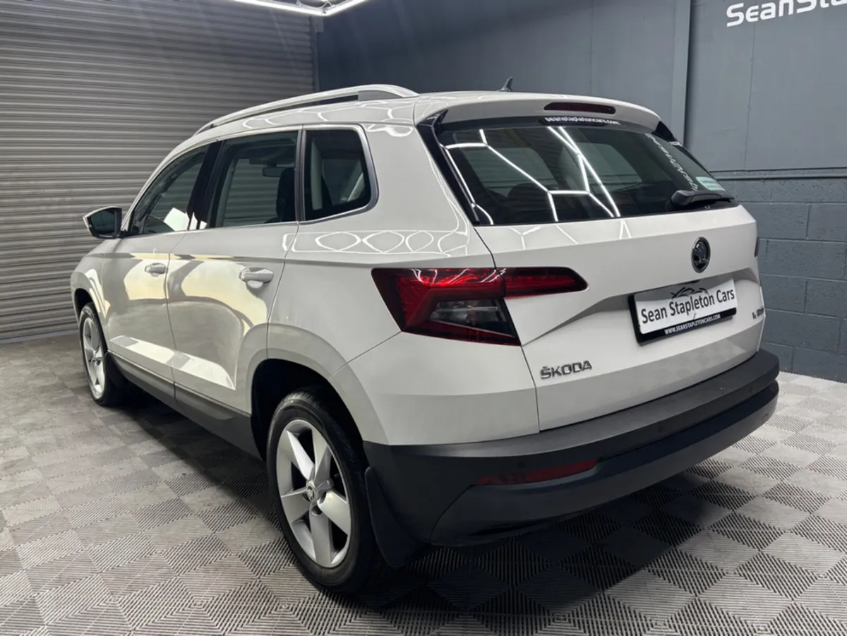 Skoda Karoq AMBITION 1.6 TDI 115HP 4DR - Image 5