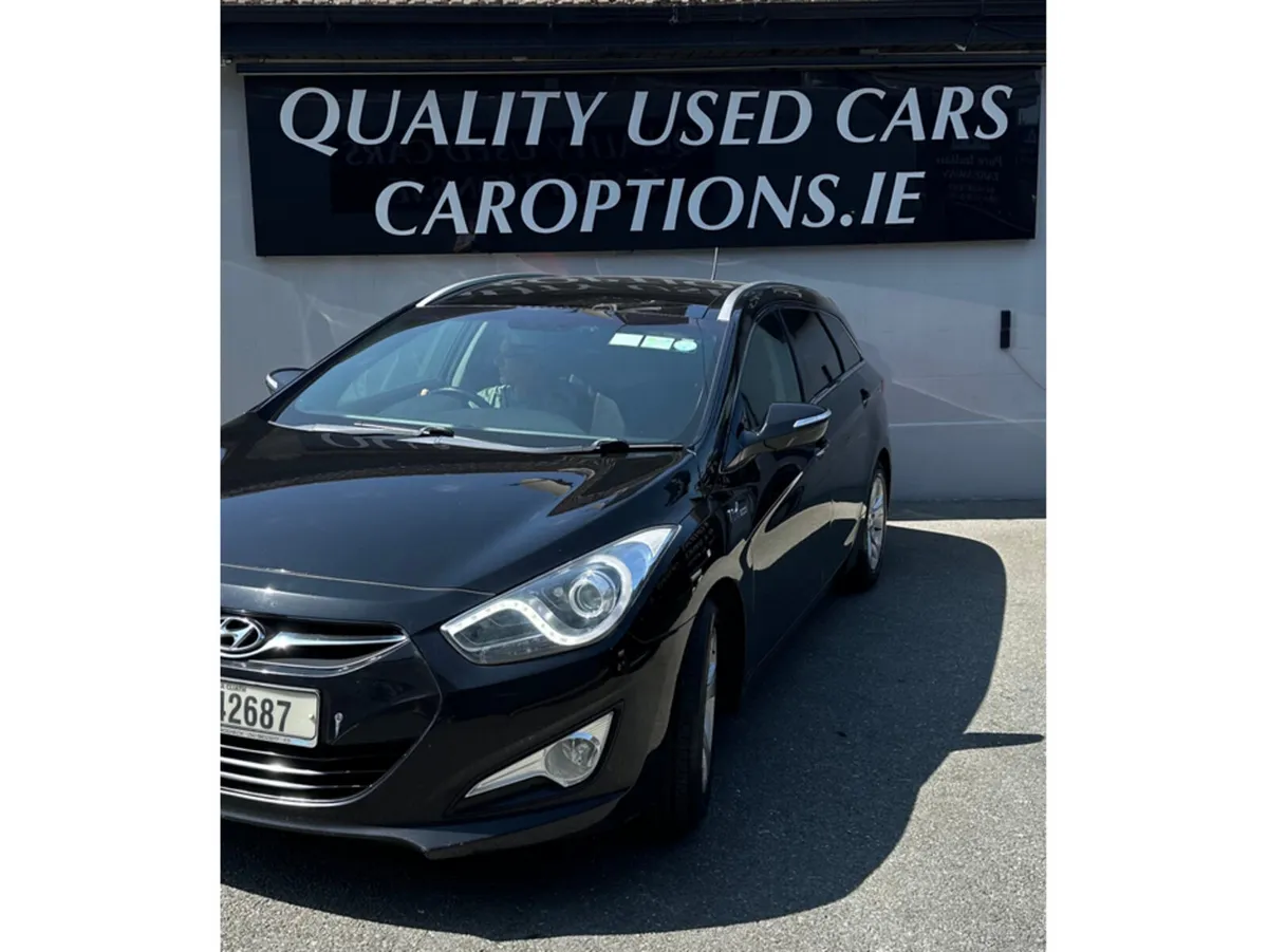 Hyundai i40 1.7 CRDI PREMIUM BLUE DRIV 5DR - Image 4