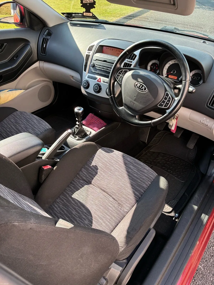 Kia Ceed 2 CRDI - Image 4