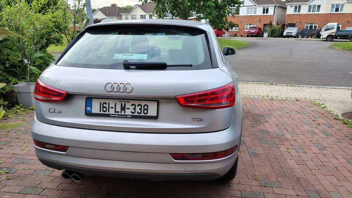 Car - Image 2