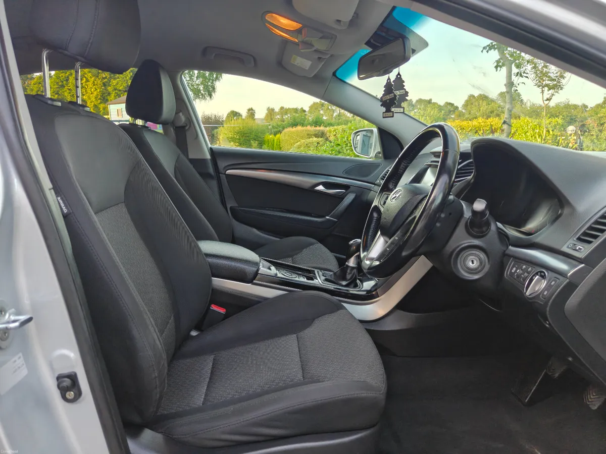 2014 Hyundai i40 1.7 CRDi,  NCT 10/27,  Low Miles. - Image 4