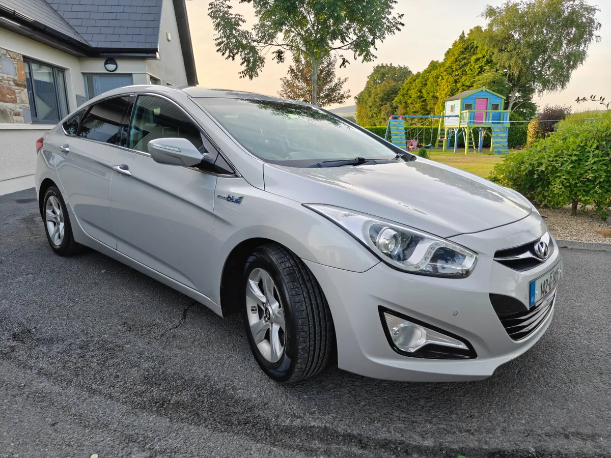 2014 Hyundai i40 1.7 CRDi,  NCT 10/27,  Low Miles. - Image 1