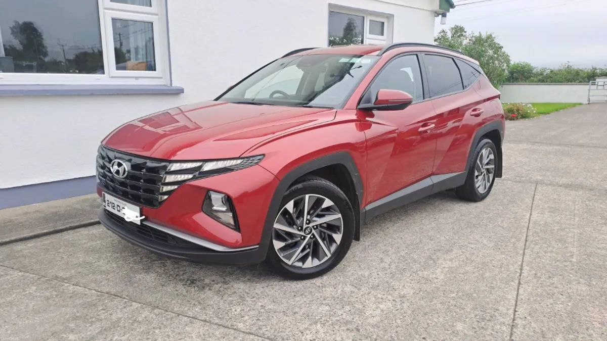 2021 Hyundai Tuscon Executive ~Like New~Serviced~ - Image 1