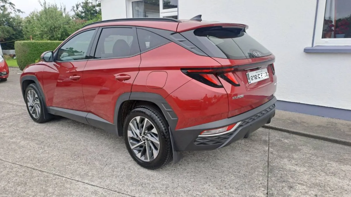 2021 Hyundai Tuscon Executive ~Like New~Serviced~ - Image 3