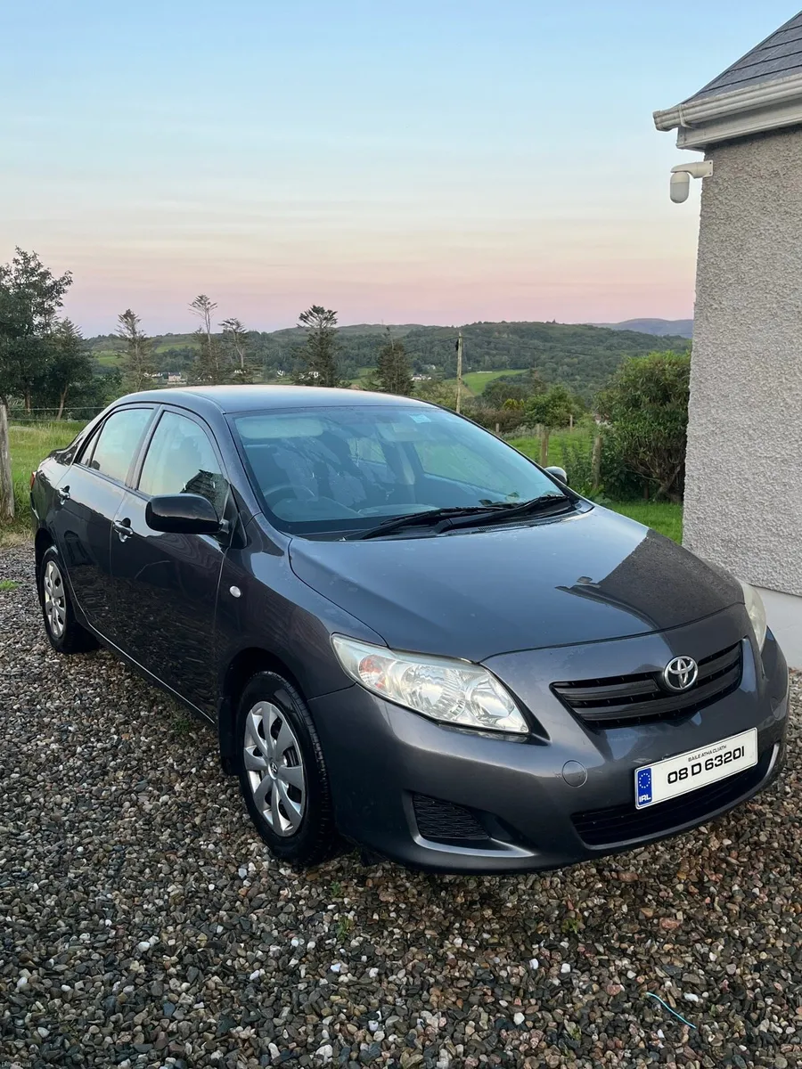 08 Toyota Corolla - Image 1