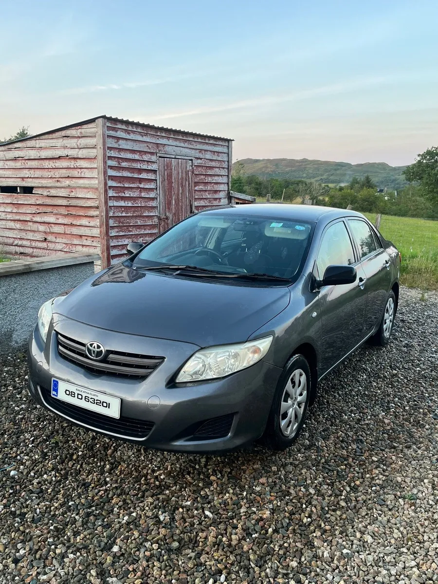 08 Toyota Corolla - Image 2