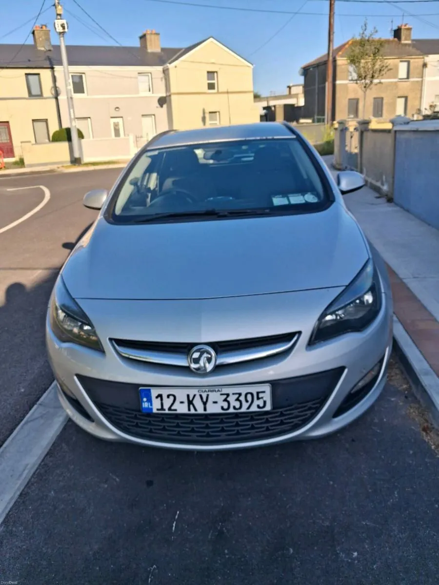 VAUXHALL ASTRA ESTATE 12 KY - Image 1