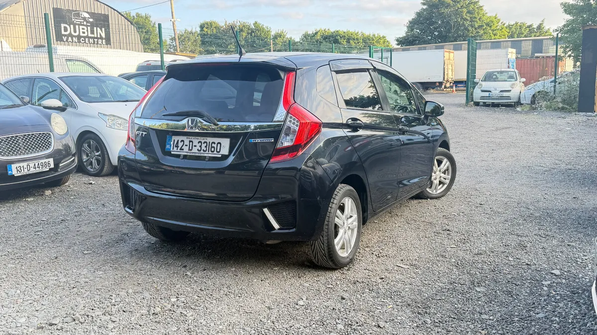 Honda Fit 2014 Hybrid Automatic - Image 4