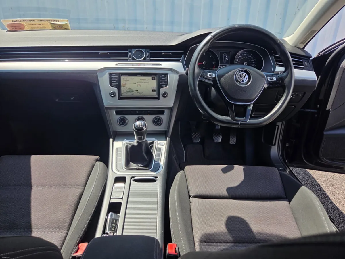 Volkswagen Passat 2.0 TDI SE BUSINESS BLUEMOTION 1 - Image 6