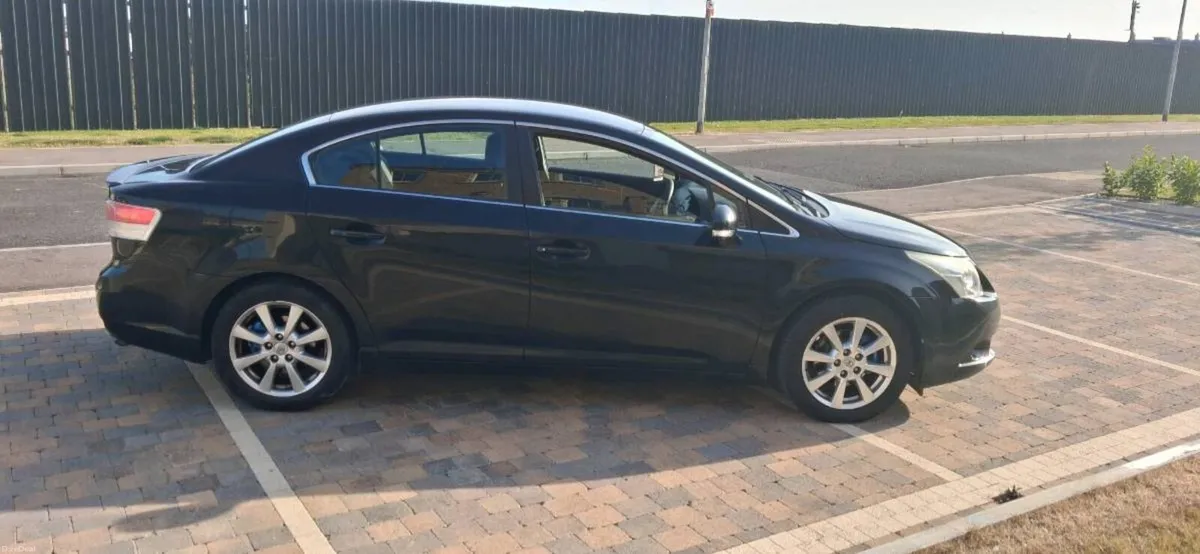 Toyota avensis - Image 2
