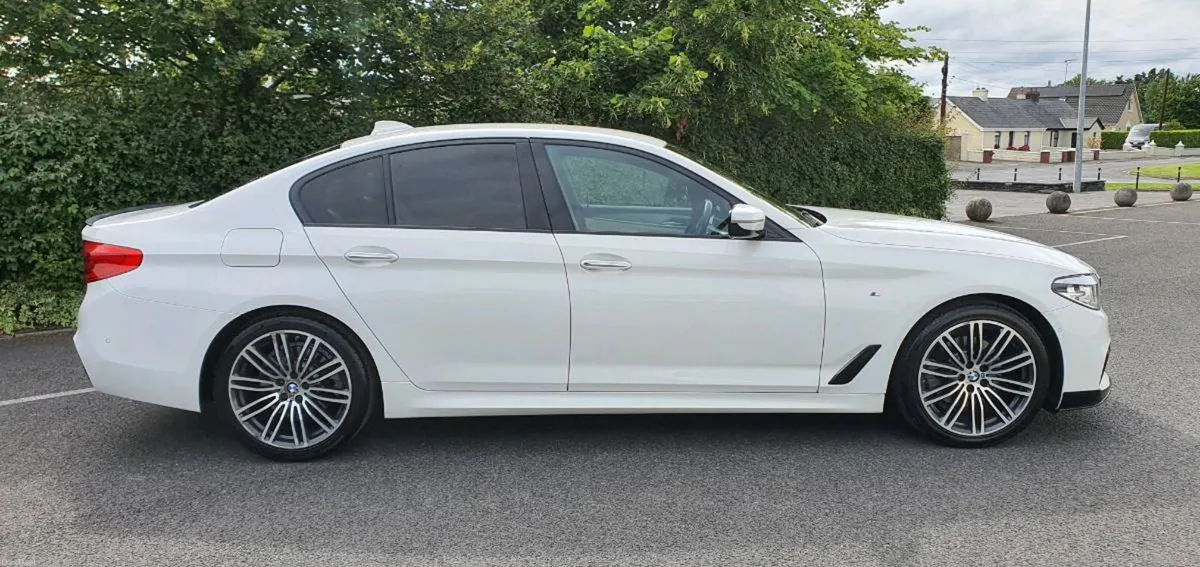 520d G30 Taxed & Tested - Image 2