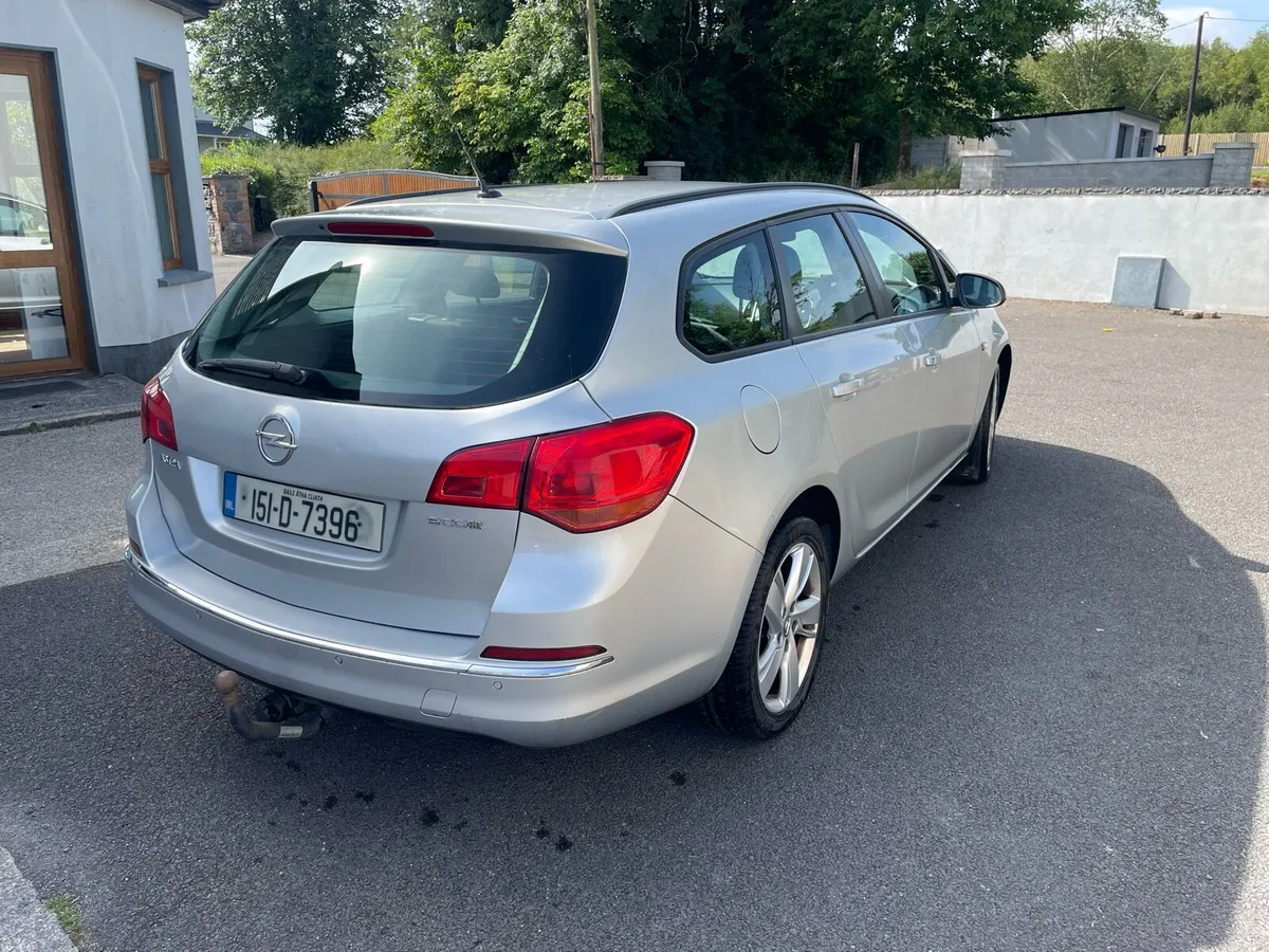 Opel Astra (Needs engine) - Image 4