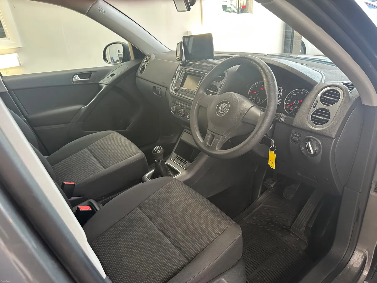 2015 Volkswagen Tiguan 2.0 TDi Bluemotion Tech S - Image 2