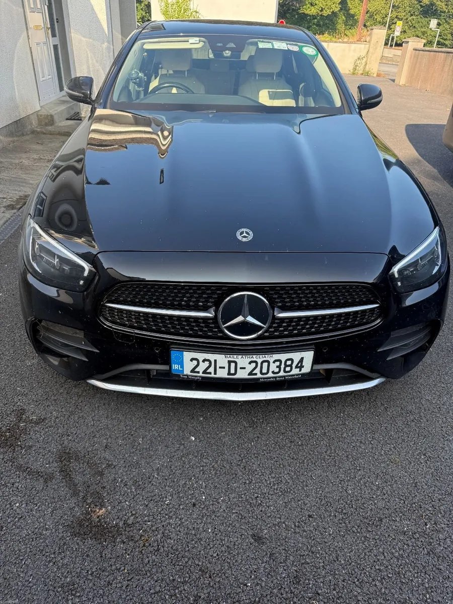 Mercedes-Benz E-Class 2022 - Image 3