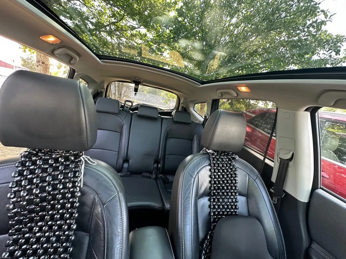 Nissan Qashqai+2 2012 - Image 2