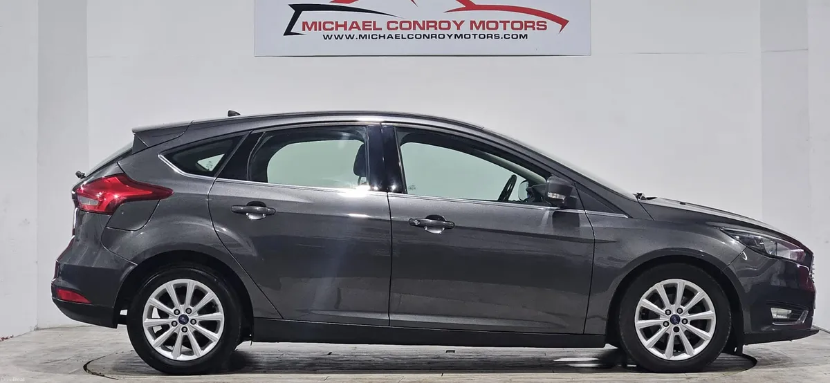 Ford Focus TITIANIUM - FINANCE AVAILABLE - Image 5