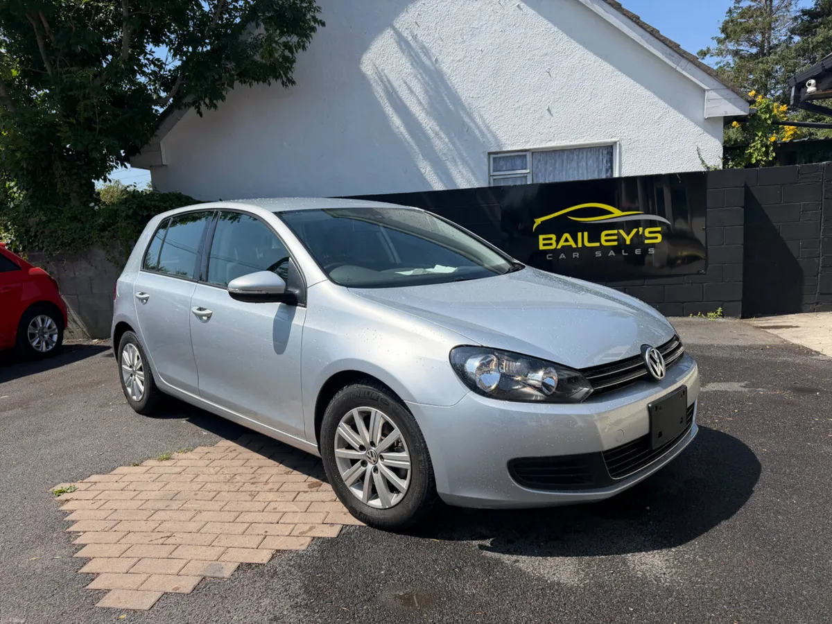 2013 Volkswagen Golf auto - Image 1