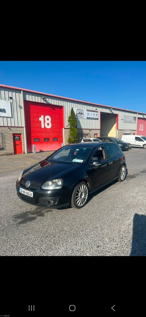 Volkswagen golf - Image 3