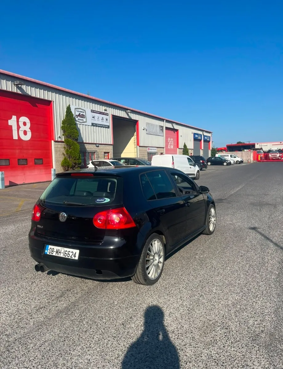 Volkswagen golf - Image 5