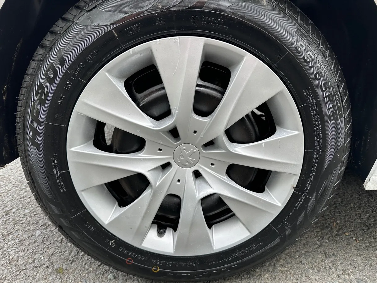 2015 PEUGEOT 208 1.0 PETROL 3DR *NON RUNNER* - Image 3