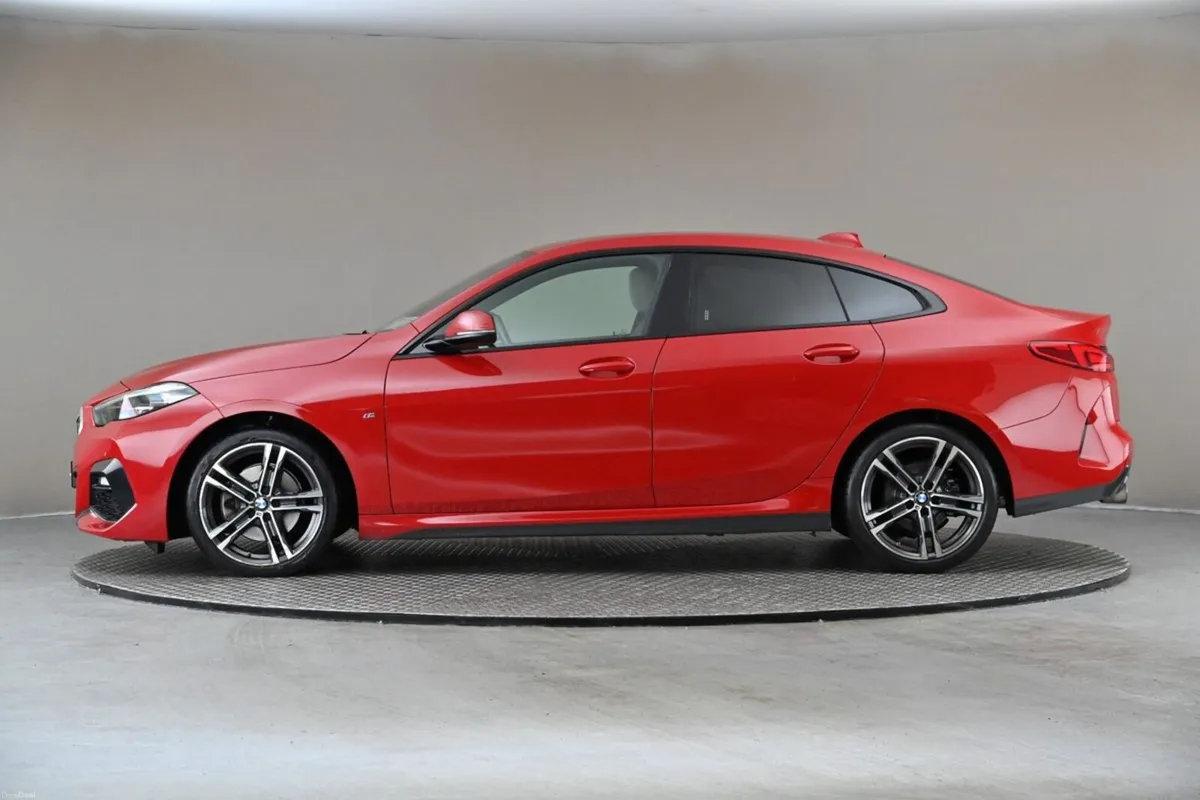 BMW 2-Series 218I M SPORT **BEIGE LEATHER** - Image 5