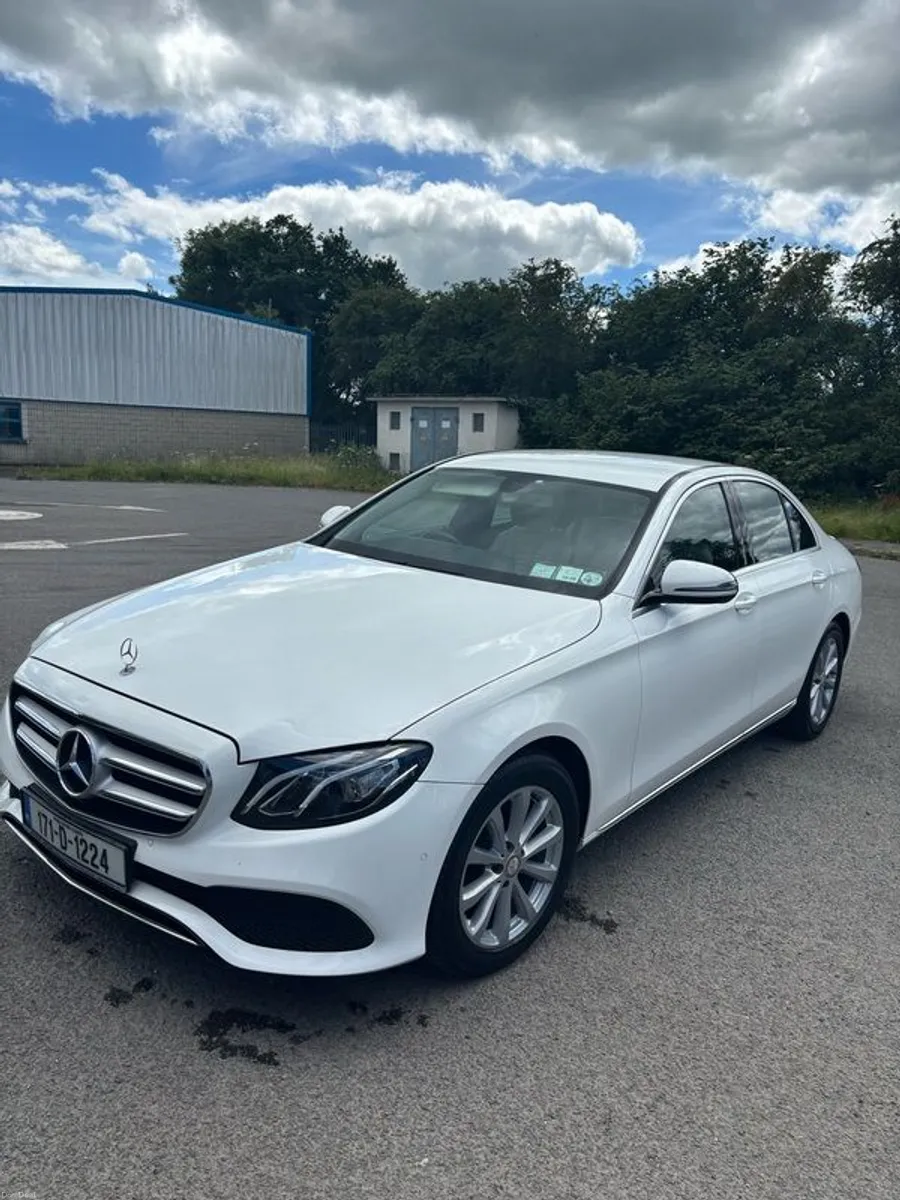 2017 Mercedes-benz E-class - Image 2
