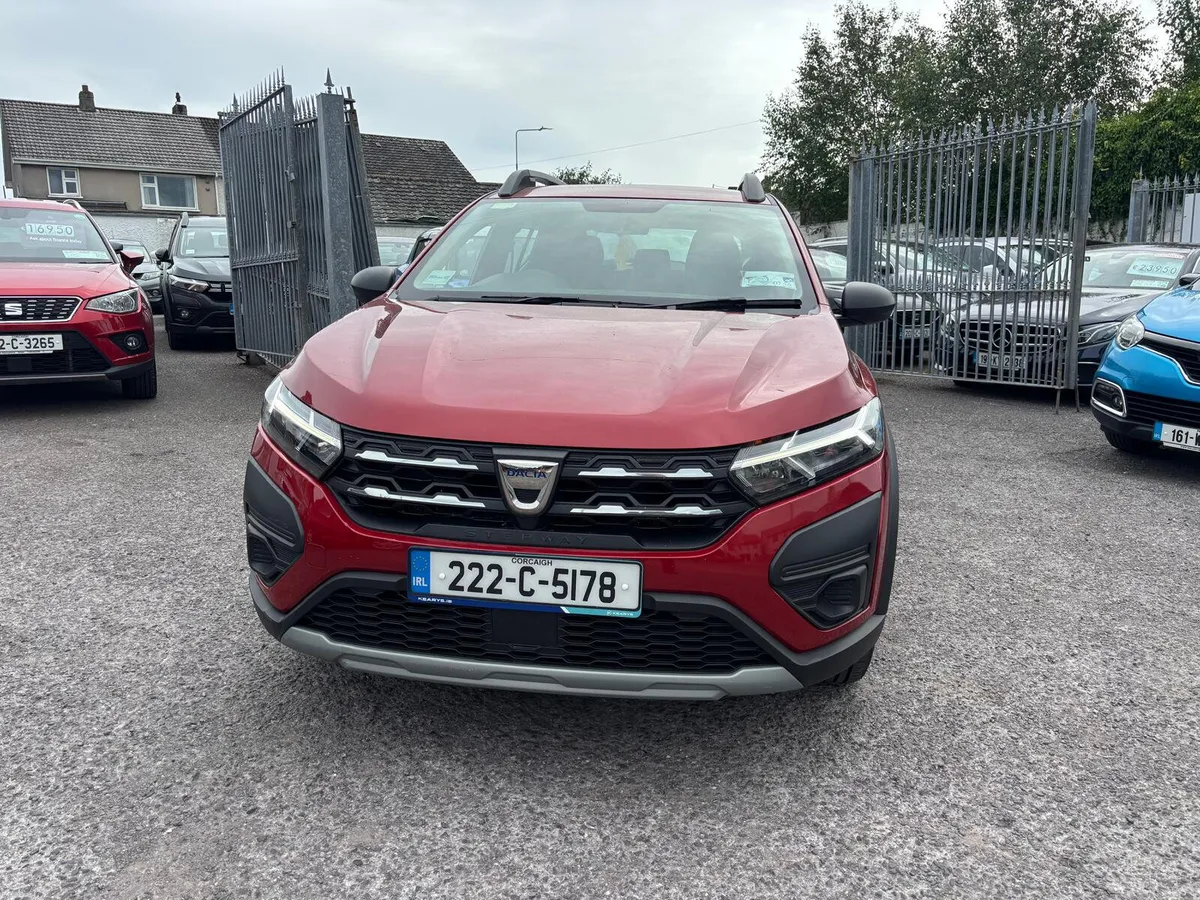 Dacia Sandero Stepway 2022  PETROL - Image 2