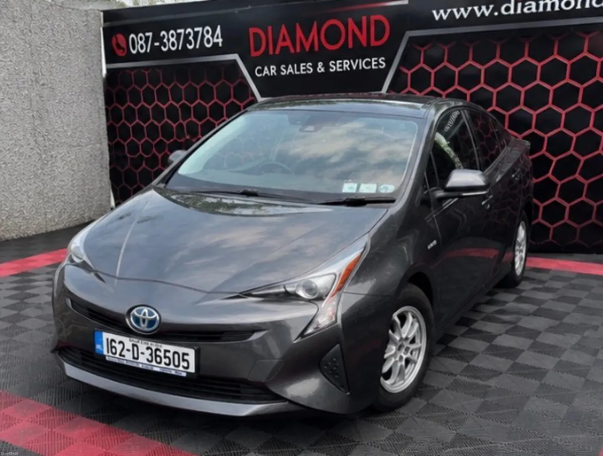162 TOYOTA PRIUS HI SPEC NEW NCT 7/28 CRUISE CONTR - Image 2