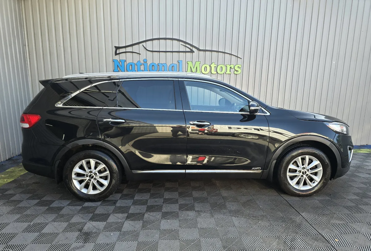 2015 Kia Sorento 2.2 Platinum AWD 7 seats - Image 2