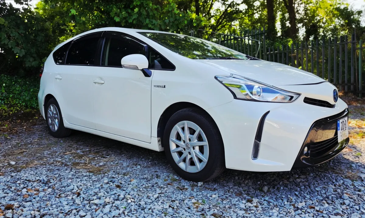 Toyota Prius 2020 - Image 2