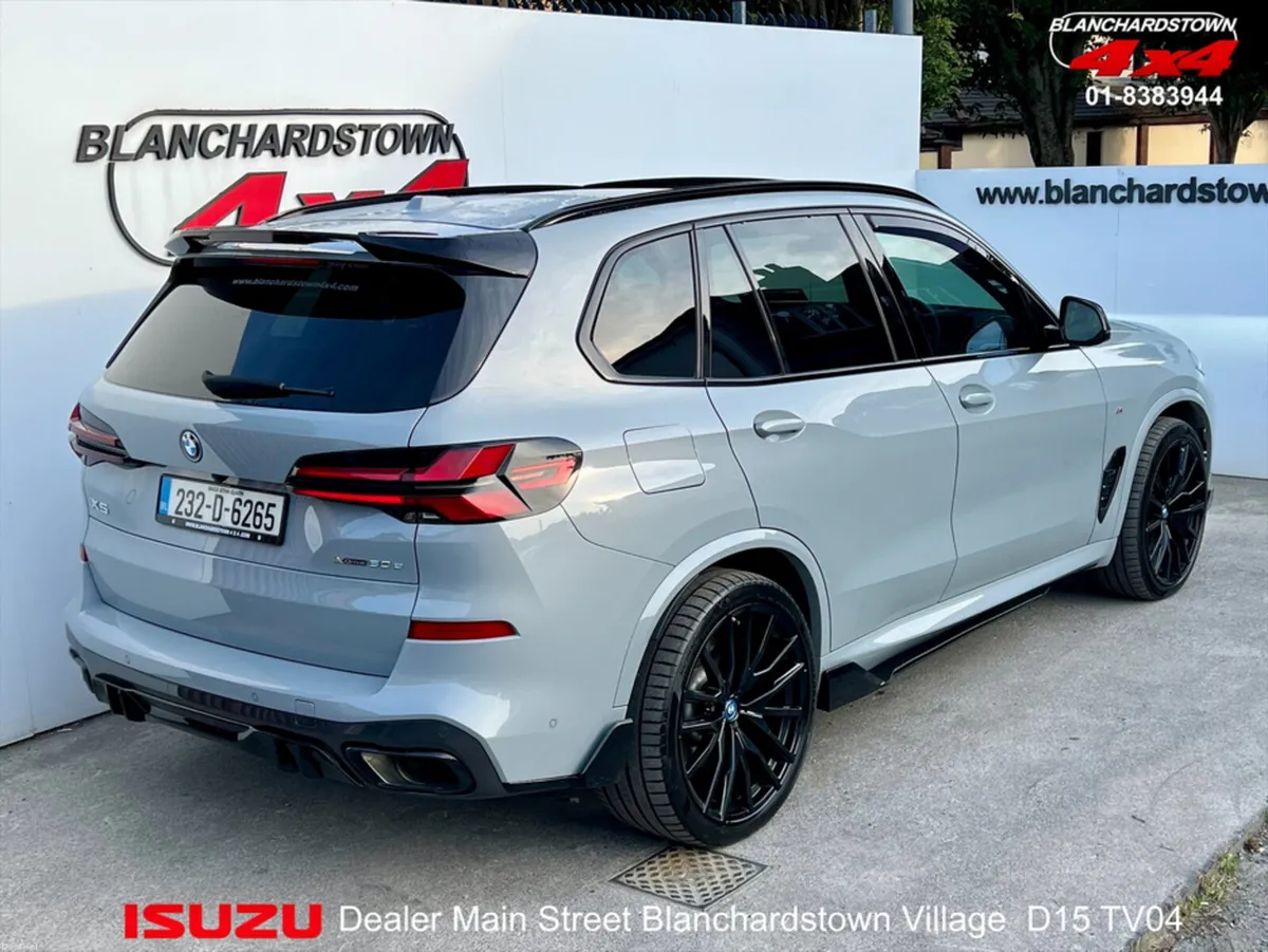 BMW X5 X5MH M SPORT 4DR X5MC AUTO - Image 2