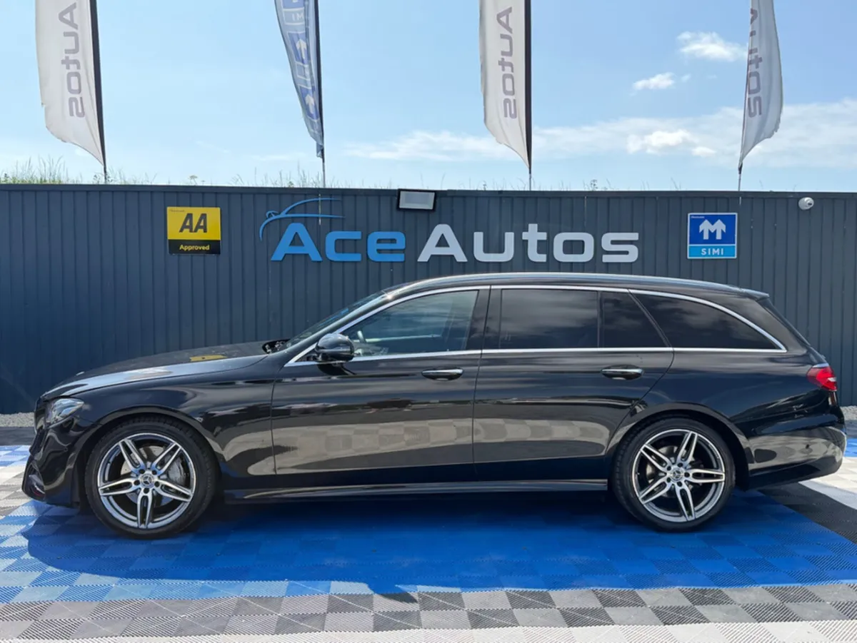 Mercedes-Benz E-Class AVANTGARDE - 2.0L DIESEL - A - Image 4