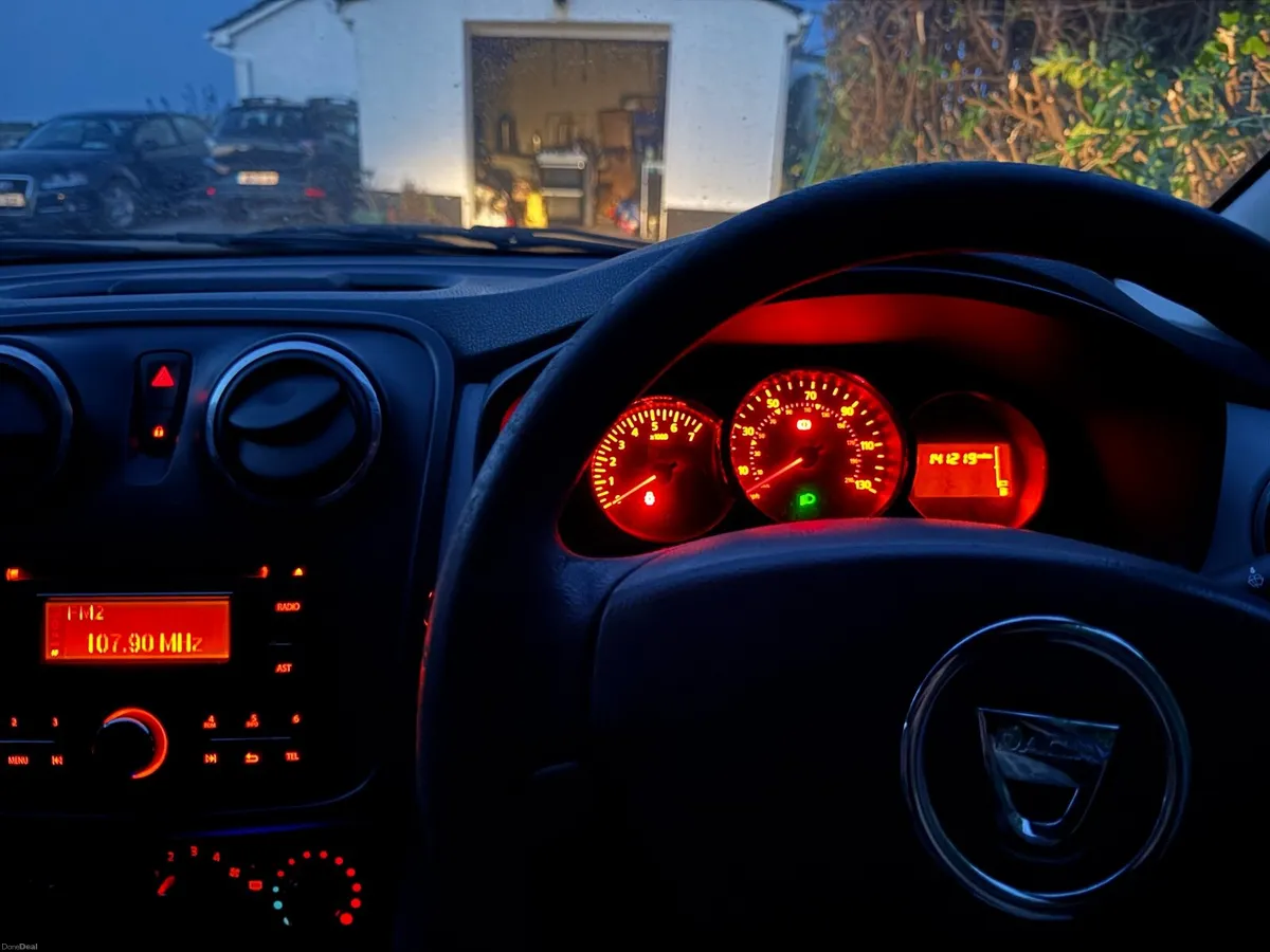 Dacia sandero - Image 3